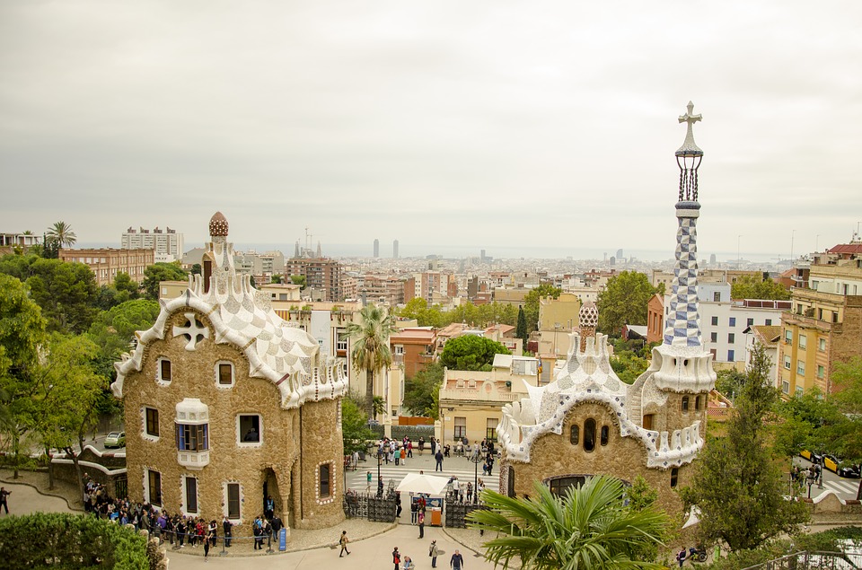 Tourist Traps In Europe And How To Avoid Them Tigrest Travel Blog Tourist Traps In Europe And How To Avoid Them Tigrest Travel Blog