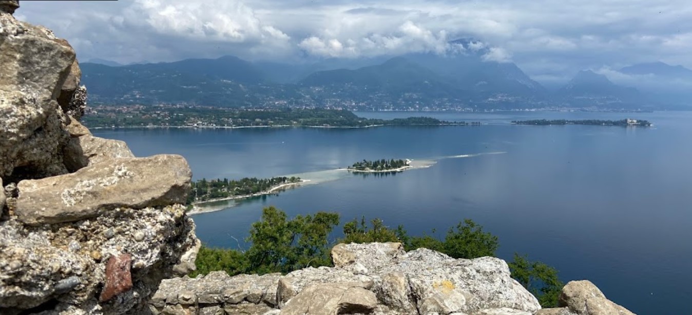 Castles In Lake Garda, Italy – Tigrest Travel Blog